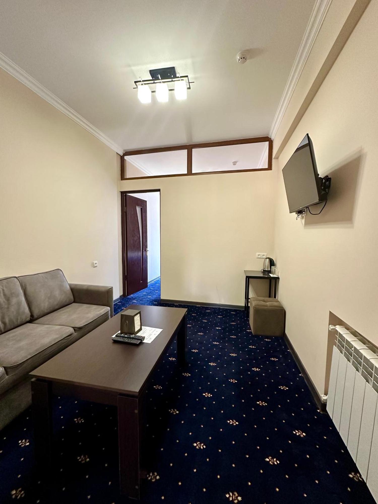 Hotel - Saya Cahkadzor Kültér fotó
